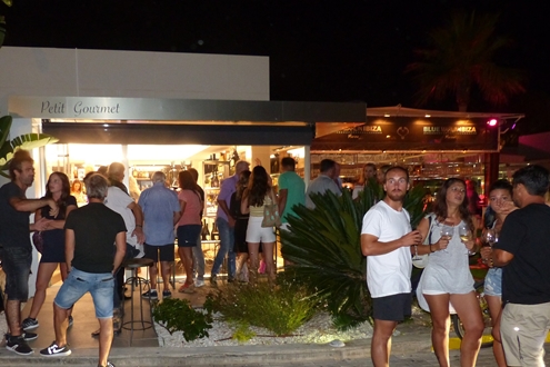 Image forPetit Gourmet holds a fun wine tasting in Marina Ibiza